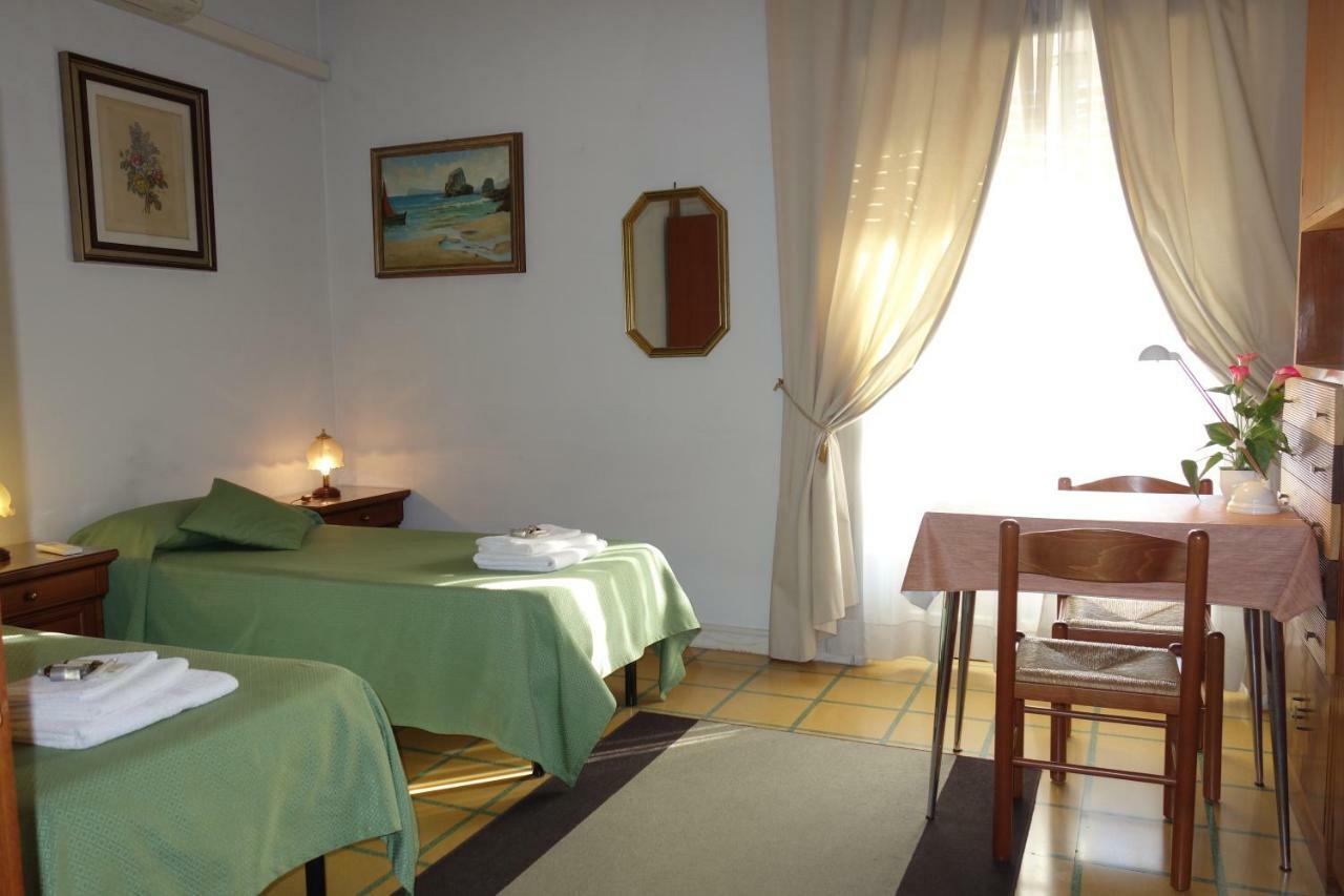 Bed & Breakfast Downtown Deluxe Roma